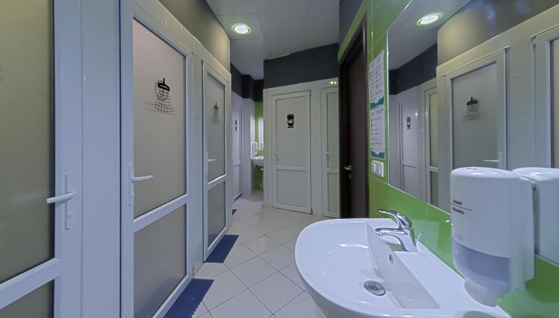 Single Bed in 4-Bed Dormitory Room image 3