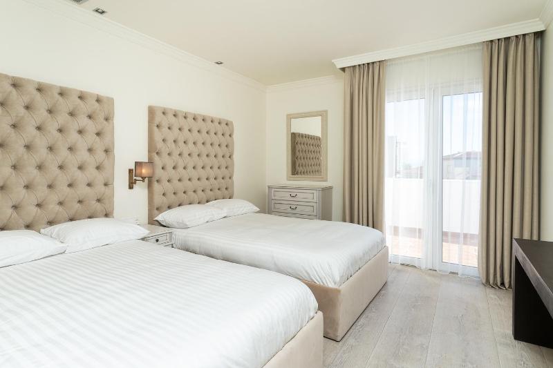 TESS Penthouse Deluxe DS11 - image 22