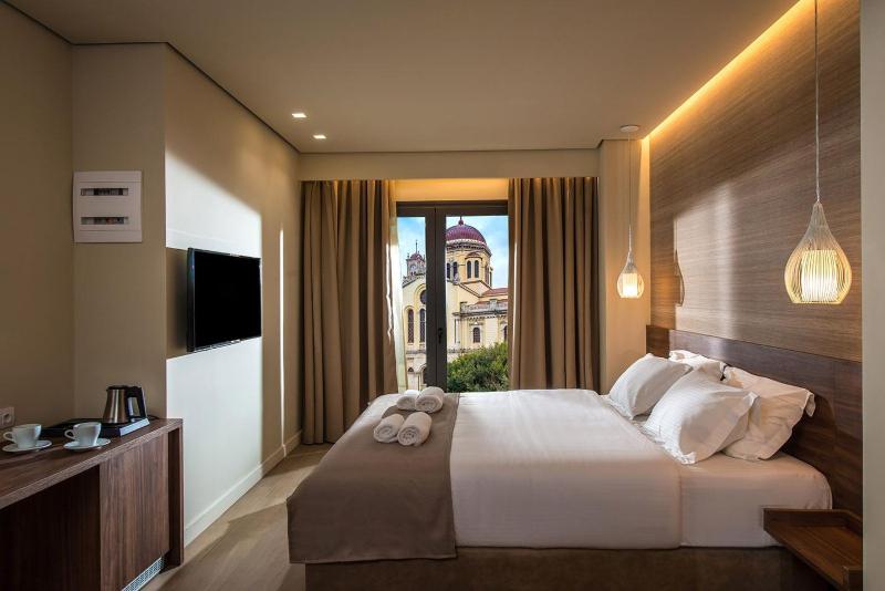 Standard Room with City View image 1