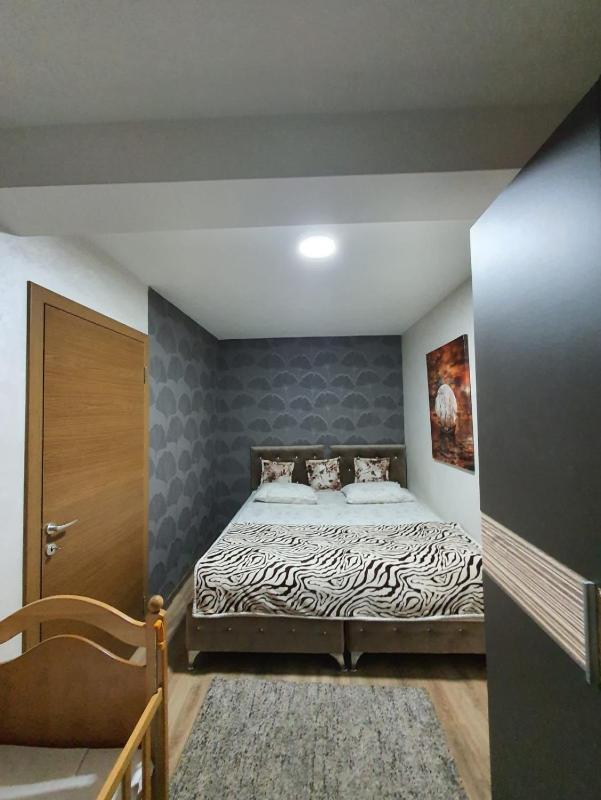 Apartment image 4