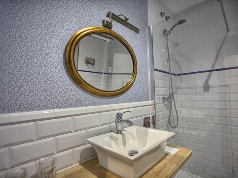 Triple Room image 2