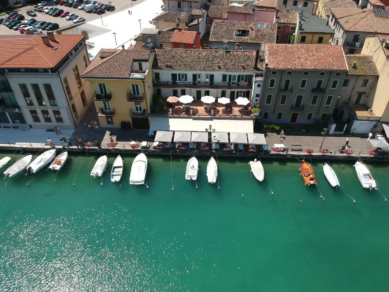Fiori sull'Acqua Apartments - image 20
