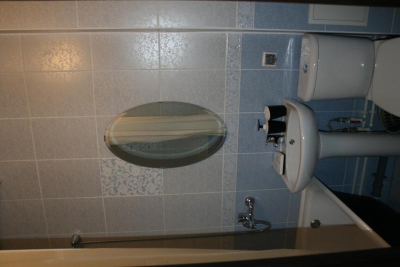 Standard Single Room image 3