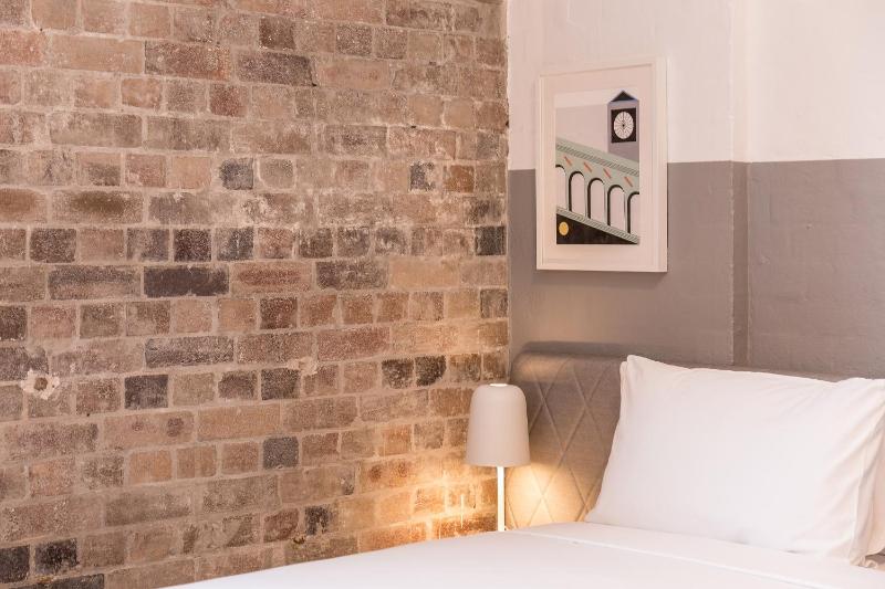 Ultimo Family Room image 4