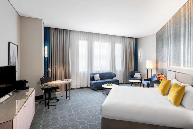 Studio King Spa Suite image 1