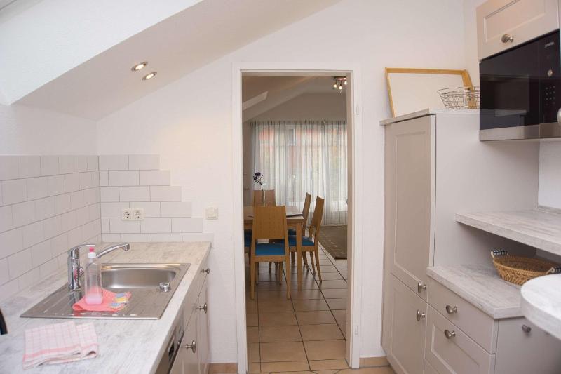 Balkon mit traumhaften Meerblick gratis Nutzung vom AHOI Erlebnisbad und Sauna in Sellin Dünenhaus FeWo05 - image 12