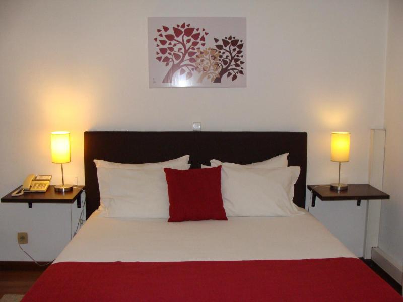 Double Room image 2
