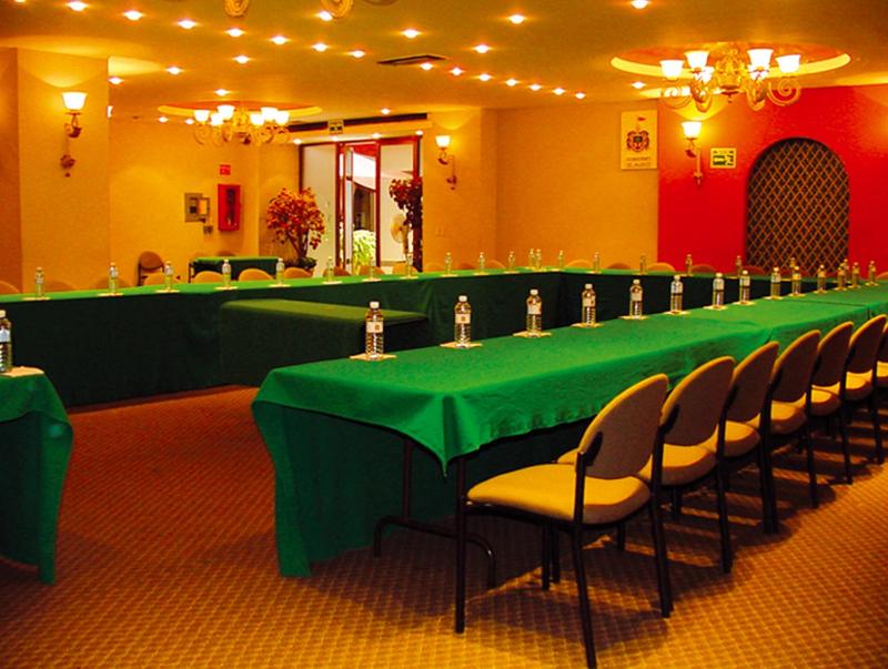 Hotel Cervantes - image 8