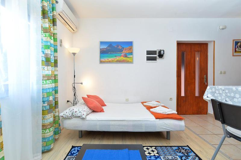 Apartment image 2