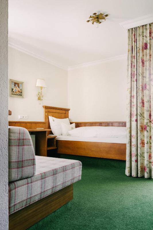 Single Room image 3