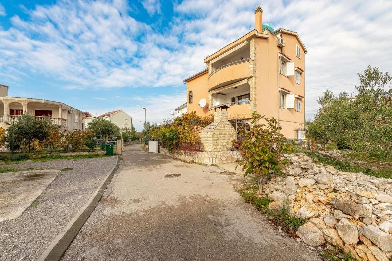 Apartments Roje - image 1