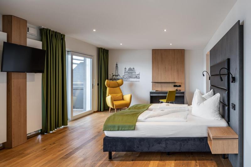 Junior Suite image 1