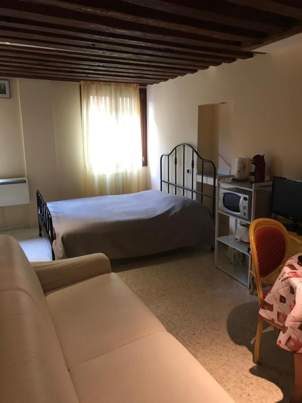 Deluxe Apartment image 2