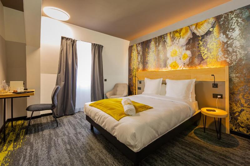 Berti Hotel - Mulhouse Centre Gare - image 43