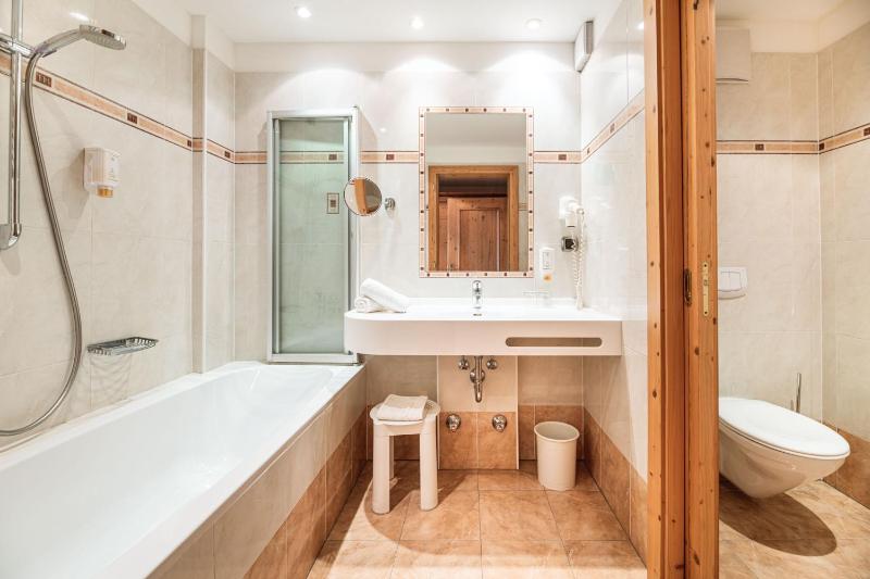 Superior Double Room image 3