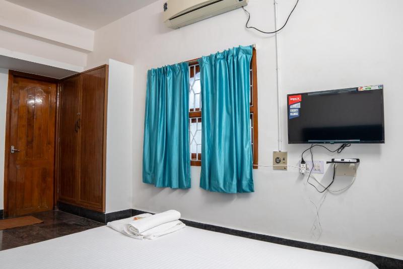 Deer Suites and Spa - image 10