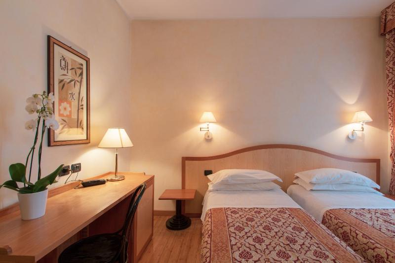 Hotel Bologna - image 10
