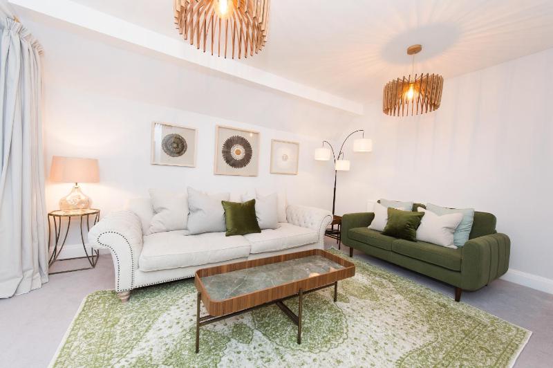 The Tower by Harrogate Serviced Apartments - image 8