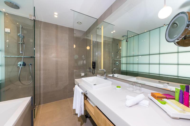 Premium Suite image 4