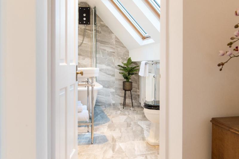 The Tower by Harrogate Serviced Apartments - image 50