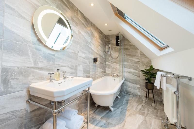 The Tower by Harrogate Serviced Apartments - image 32