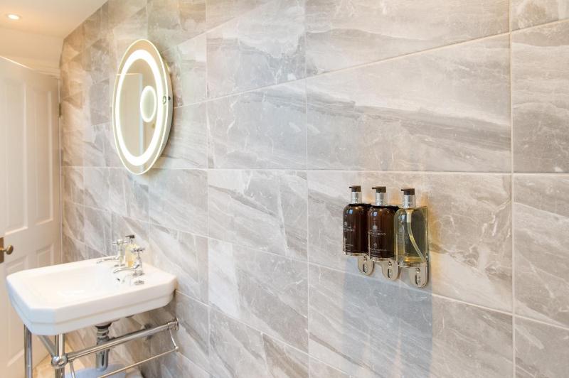 The Tower by Harrogate Serviced Apartments - image 44