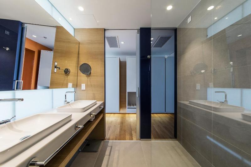 Superior Double Room image 4