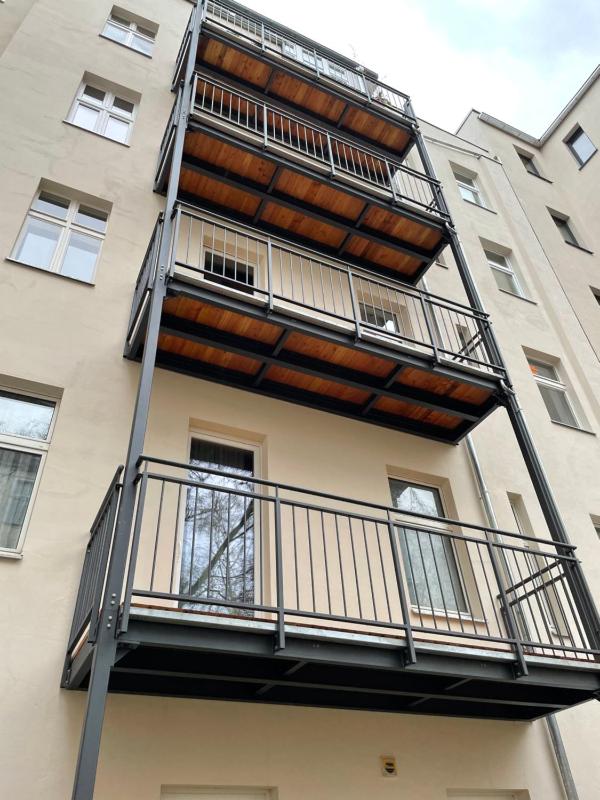 Superior Apartment with Balcony image 3
