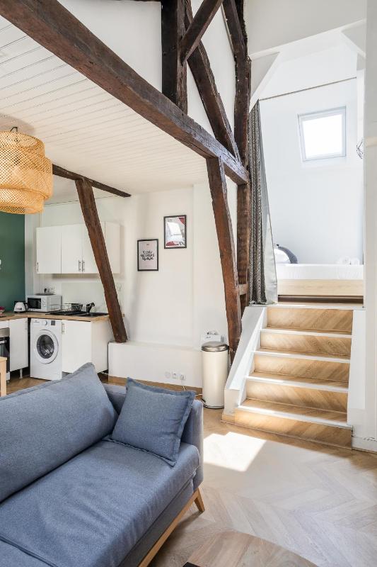 LE PETIT MARIUS - Cocon au cœur du centre-ville historique - image 8