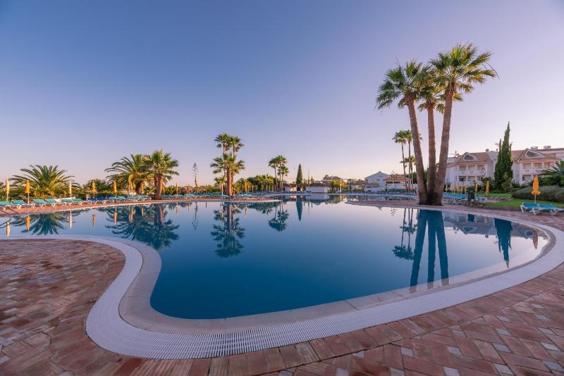 Golden Club Cabanas - image 41