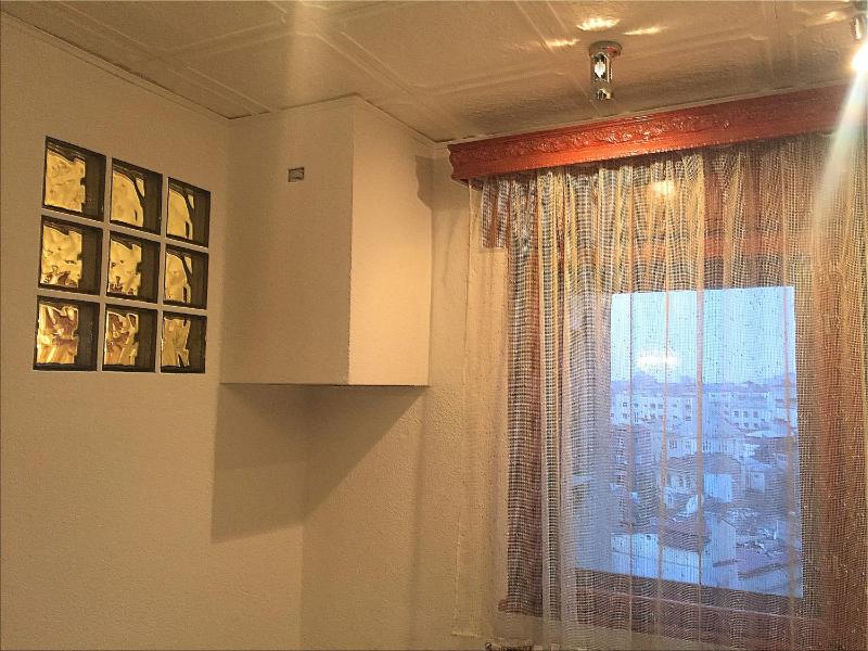 One-Bedroom Apartment - Non-Smoking image 3