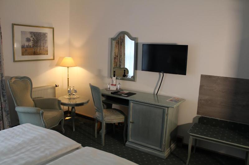 Economy Doppelzimmer mit eingeschränkter Aussicht image 3