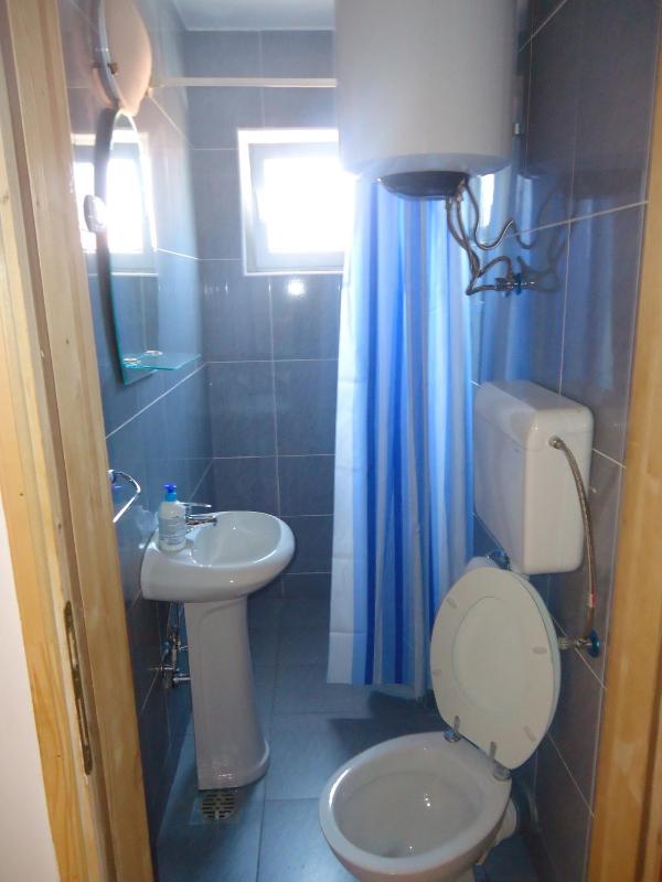 One-Bedroom Apartment (2 Adults + 1 Child) image 3