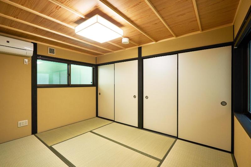 Rinn Gion Yasakamae - image 6