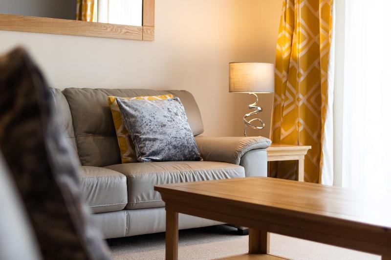 Three-Bedroom Apartment (No Sea View) image 4