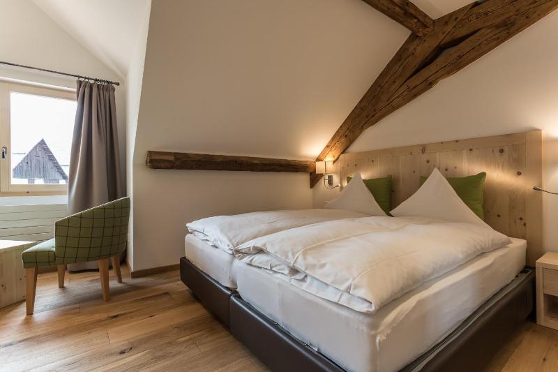 Double Room with Mountain View image 2