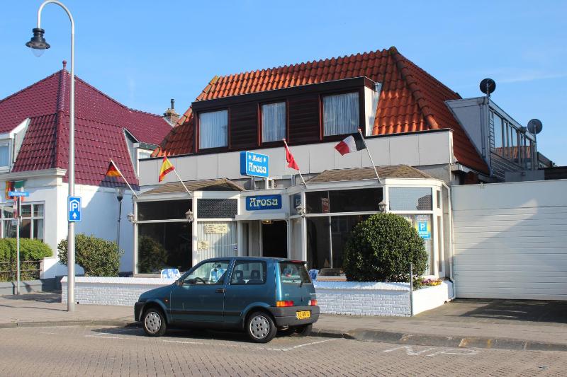 Hotel Arosa - image 1