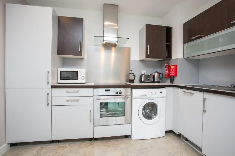 Grand Canal Square Apartments - image 9