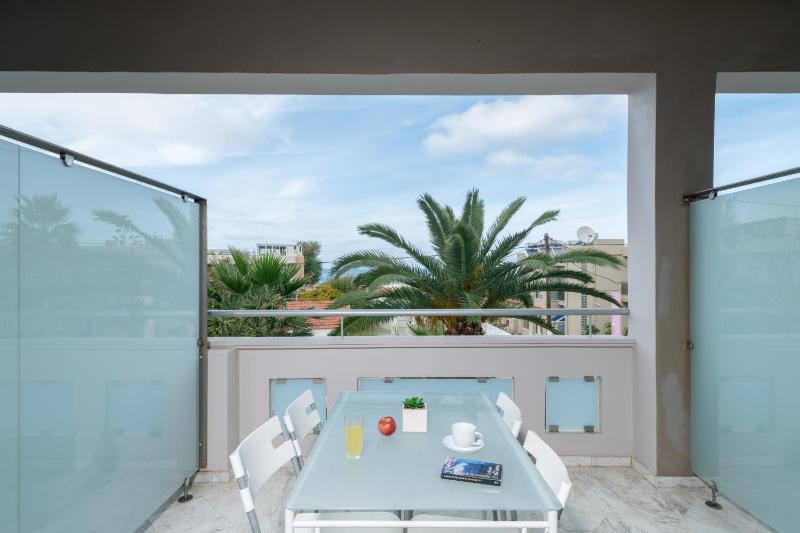 Apartment with Sea View image 1
