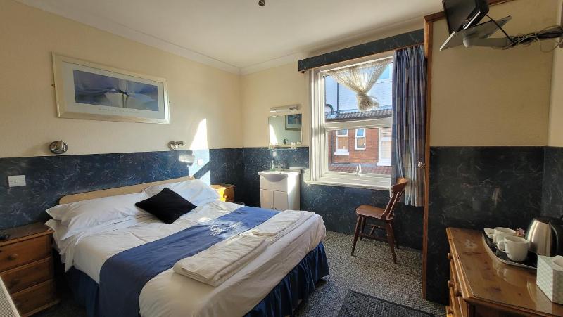 Argyle Lodge Self Catering Guest House - image 9