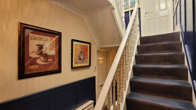 Argyle Lodge Self Catering Guest House - image 36