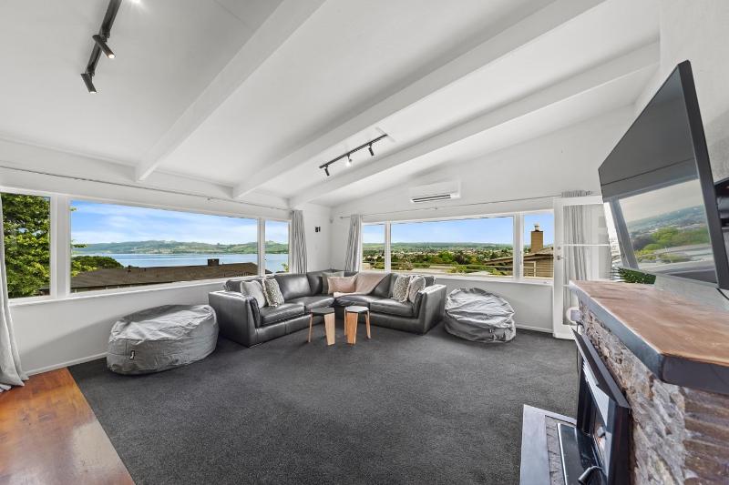 Hilltop House - Taupo - image 22