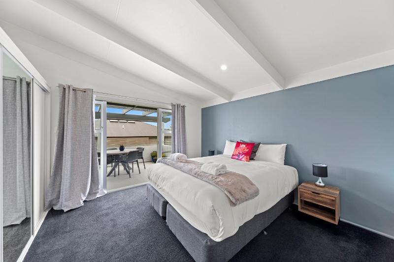 Hilltop House - Taupo - image 15