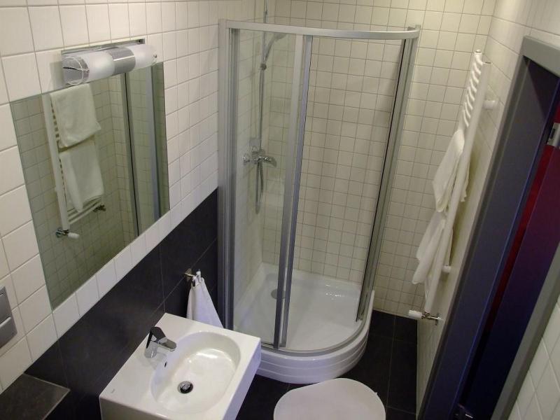 Single Room image 1