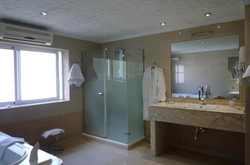 Suite image 3