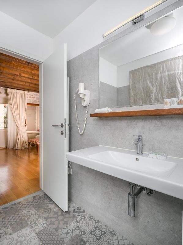 Superior Double Room with Old Town View image 3