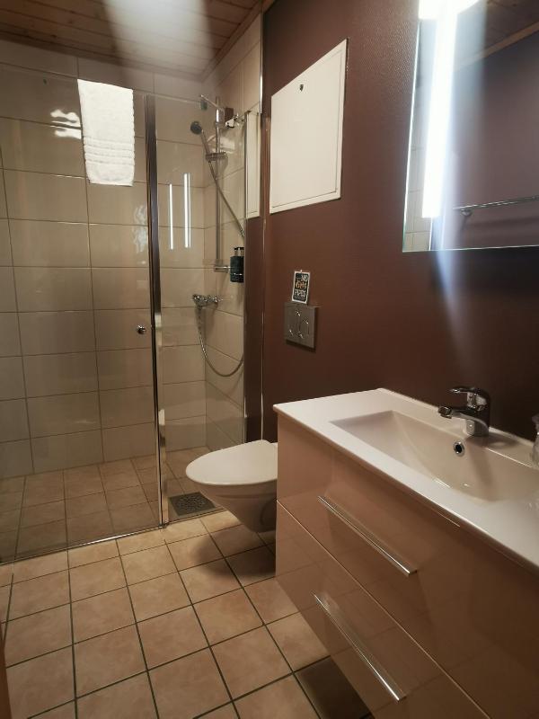 Junior suite with fjord view image 3