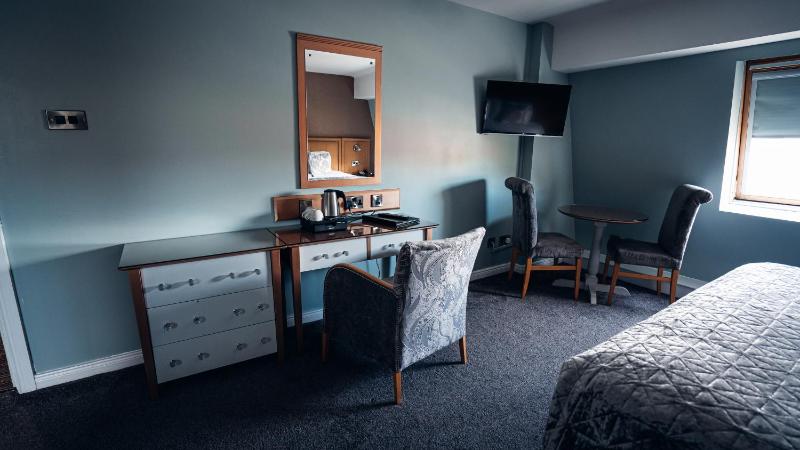 Superior Double Room image 3