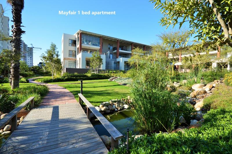 Century City Boutique Apartments Mayfair 1 bedroom image 4