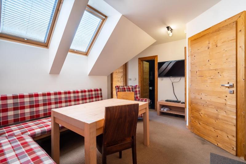 Two-Bedroom Apartment in Main Hotel Building  image 4